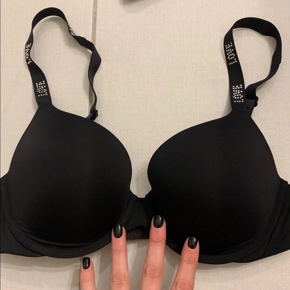 Victoria Secret Bras - Picture 2 of 5